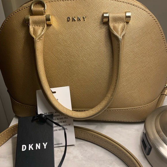 ‼️SOLD‼️ - Picture 2 of 6